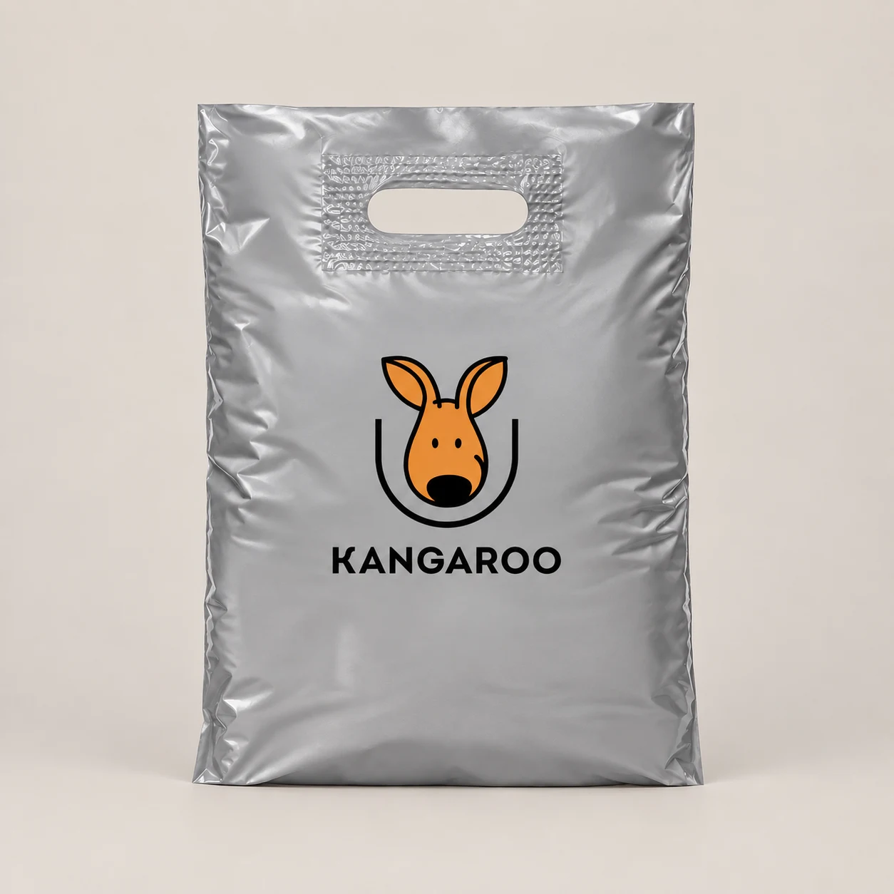 Срібний пакет-банан 30 × 40 см з логотипом KANGAROO