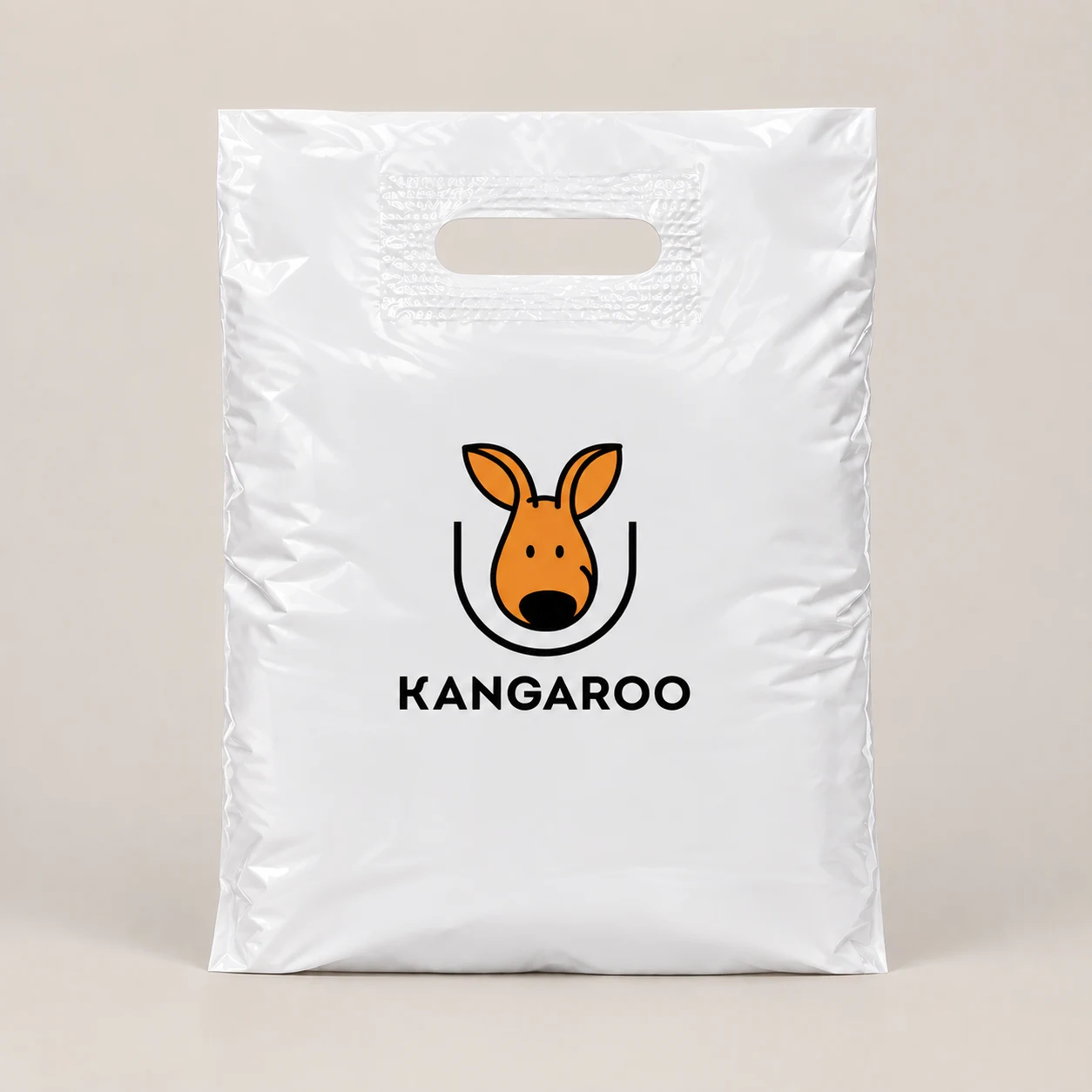 Білий пакет-банан 35 × 45 см з логотипом KANGAROO