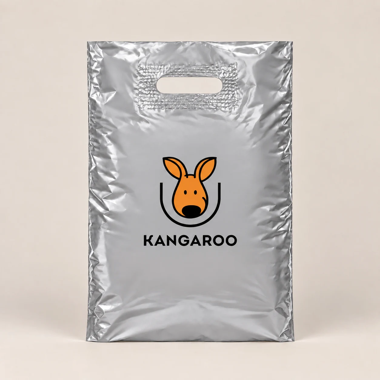 Срібний пакет-банан 35 × 50 см з логотипом KANGAROO